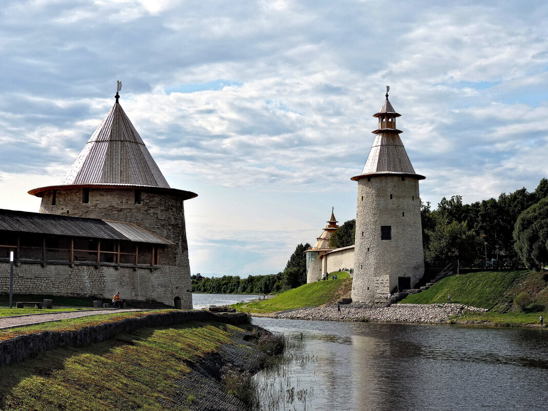 Фотообои псков. Псков Псковская крепость. Псковская крепость (Псковский Кремль). Крепость Псков год. Пыталово крепость Псков.